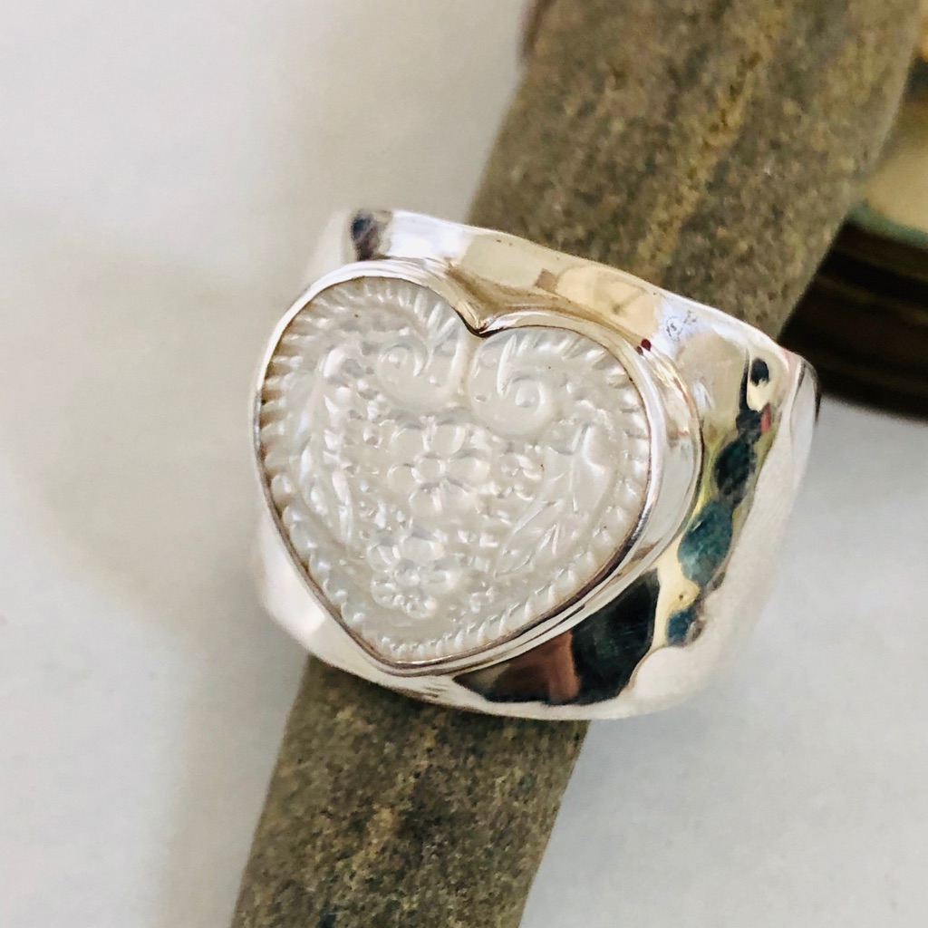 Janice Girardi Ring